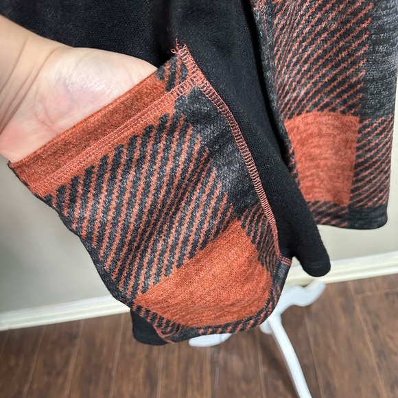 NWT Artex Fashions Plaid Pumpkin Spice Fall Halloween Cozy Cowl Neck Sweater - Picture 9 of 9